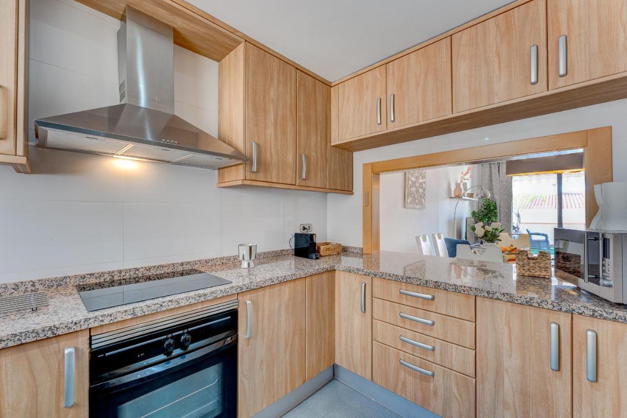 Modern Apartment With Large Terrasse, Bbq, Fast Wifi, 2 Pools 푸에르토 데 산티아고 외부 사진